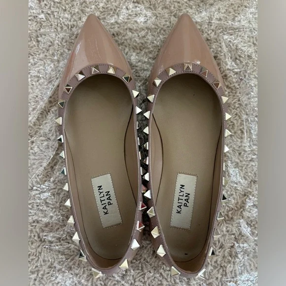 Kaitlyn Pan rockstud flats, poudre color, size 5.5 - Picture 2 of 8